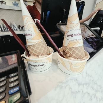 Häagen-Dazs - Our picks! - Ice Cream & Frozen Yogurt Near Me - Dania Beach, Florida Häagen-Dazs - Our picks! - Ice Cream & Frozen Yogurt Near Me - Dania Beach, Florida
