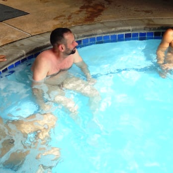 Wildwood Retreat - Enjoying hot tub - Guest Houses Near Me - Cazadero, California Wildwood Retreat - Enjoying hot tub - Guest Houses Near Me - Cazadero, California