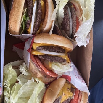 In-N-Out Burger - Fast Food Near Me - Redding, California