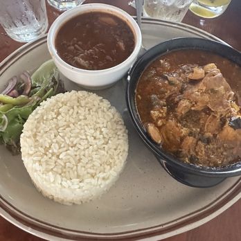 De Rican Chef - Oceanfront - Pollo guisado - Puerto Rican Near Me - Virginia Beach, Virginia De Rican Chef - Oceanfront - Pollo guisado - Puerto Rican Near Me - Virginia Beach, Virginia