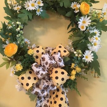 Cantrell's Florist - Florists Near Me - Clendenin, West Virginia