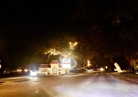 Frosty’s Griddle and Shake by null