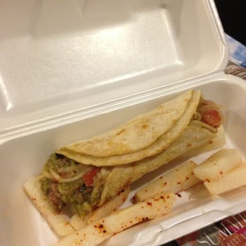 Pho-jita Fusion - Tiny little beef taco - Mexican Near Me Pho-jita Fusion - Tiny little beef taco - Mexican Near Me
