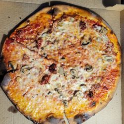 Ramuntos Pizza Express - Super thin crust, not my experience at other Ramunto's. Burnt crust, barely any toppings. 3 topping 16" cost me $25.67...not worth $5.67.