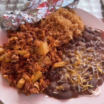 Zis Kitchen Mexican Grill - This was the Chorizo (con papa y huevos) (potato & eggs) side of rice & beans. - Mexican Near Me - Long Beach, California Zis Kitchen Mexican Grill - This was the Chorizo (con papa y huevos) (potato & eggs) side of rice & beans. - Mexican Near Me - Long Beach, California