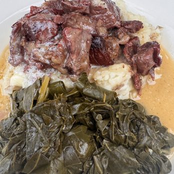 Saxapahaw General Store - Short ribs, potatoes, & greens - Breakfast & Brunch Near Me - Saxapahaw, North Carolina Saxapahaw General Store - Short ribs, potatoes, & greens - Breakfast & Brunch Near Me - Saxapahaw, North Carolina