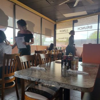 Breakfast Club - Inside - Breakfast & Brunch Near Me - Pompano Beach, Florida