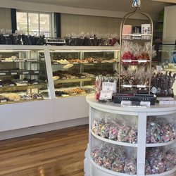 Kenzie’s Fudge & Chocolate Shop