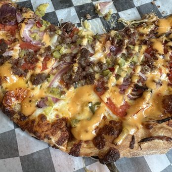 Mattenga's Pizzeria Callaghan - Big Matt pizza - Pizza Near Me - San Antonio, Texas