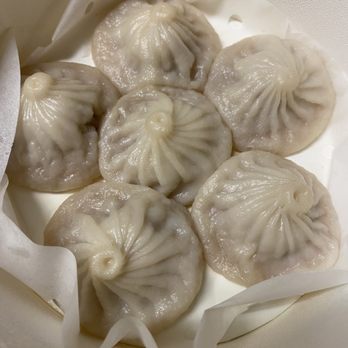 Nan Xiang Express - Pork soup dumplings - Shanghainese Near Me - Brooklyn, New York