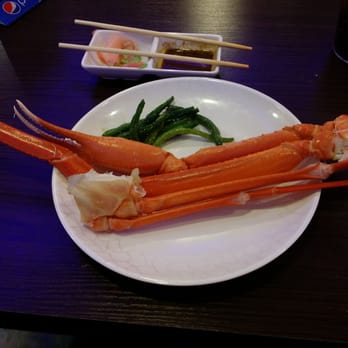 Hibachi Grill Buffet - Check those babies out! Fresh from the steamer. Lots of meat too. - Sushi Bars Near Me - Riverside, California