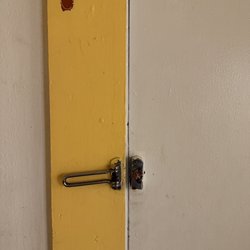 Cub Motel - Lock ripped off
