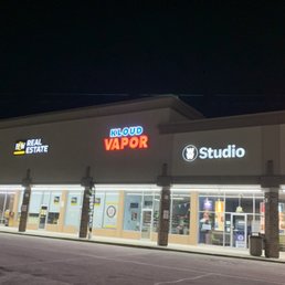 Exterior photo of Kloud Vapor - Crystal Lake , Illinois Exterior photo of Kloud Vapor - Crystal Lake , Illinois