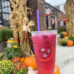 Sips at the Silo - Mango Dragon Fruit Refresher