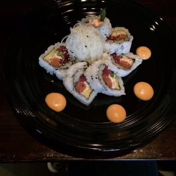 Sushi Domo - Geisha Roll - Sushi Bars Near Me - Arlington, Texas Sushi Domo - Geisha Roll - Sushi Bars Near Me - Arlington, Texas