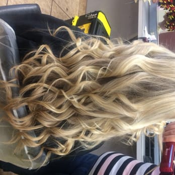 Studio Chroma - Natalia does the BEST blonde highlights!!!!! - Hair Salons Near Me - Coral Gables, Florida Studio Chroma - Natalia does the BEST blonde highlights!!!!! - Hair Salons Near Me - Coral Gables, Florida