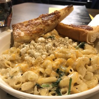 The Filling Station Post Falls - Adult Mac n Cheese - Gastropubs Near Me - Post Falls, Idaho The Filling Station Post Falls - Adult Mac n Cheese - Gastropubs Near Me - Post Falls, Idaho