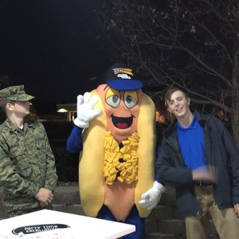 Sonic Drive-In - the chili cheese dog mascot - Burgers Near Me - Sparks, Nevada Sonic Drive-In - the chili cheese dog mascot - Burgers Near Me - Sparks, Nevada