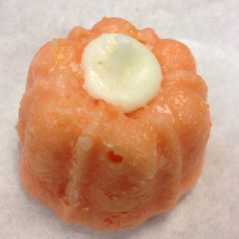 Bundts On Melrose - Strawberry Lemonade bundt cake - Desserts Near Me - Long Beach, California