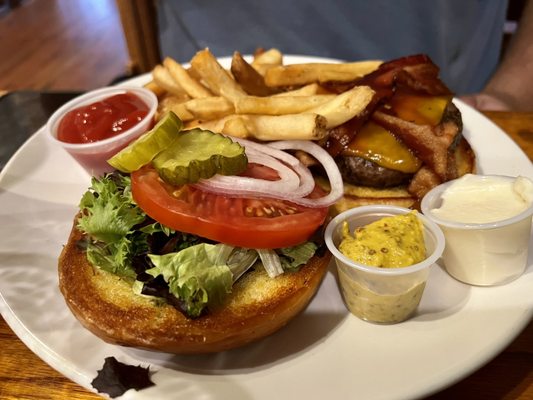 Clawson's 1905 Restaurant & Pub by null