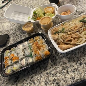 Tokyo Asian kitchen - Chicken Yaki Udon, Maki Combo A - Japanese Near Me - Jacksonville, Florida Tokyo Asian kitchen - Chicken Yaki Udon, Maki Combo A - Japanese Near Me - Jacksonville, Florida