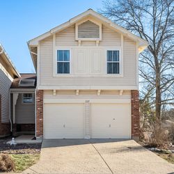 Laura MacDonald - Coldwell Banker Realty - 1337 Stone Run townhouse in Treetop for sale!