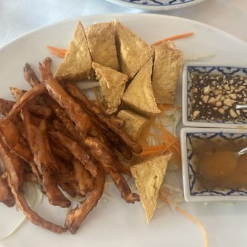 Addie's Thai House - 2023.09.19 - Mix appetizer - Thai Near Me - Chesterfield, Missouri