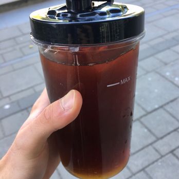Blue Chip Cafe - Iced Americano - Desserts Near Me - Vancouver, British Columbia Blue Chip Cafe - Iced Americano - Desserts Near Me - Vancouver, British Columbia