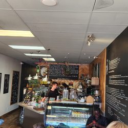 Green Zebra Cafe - Inside from the front