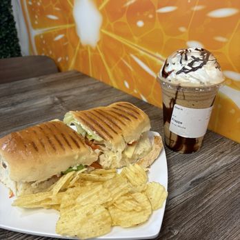 La Papaya Deli - Torta de Pollo and Mocha Frappe - Sandwiches Near Me - Las Vegas, Nevada La Papaya Deli - Torta de Pollo and Mocha Frappe - Sandwiches Near Me - Las Vegas, Nevada