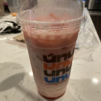 Unu Cafe - Strawberry yogurt drink - Bubble Tea Near Me - Westminster, California