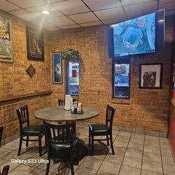 Wing King - Rosemont - Out for wings.. Wing King dining area