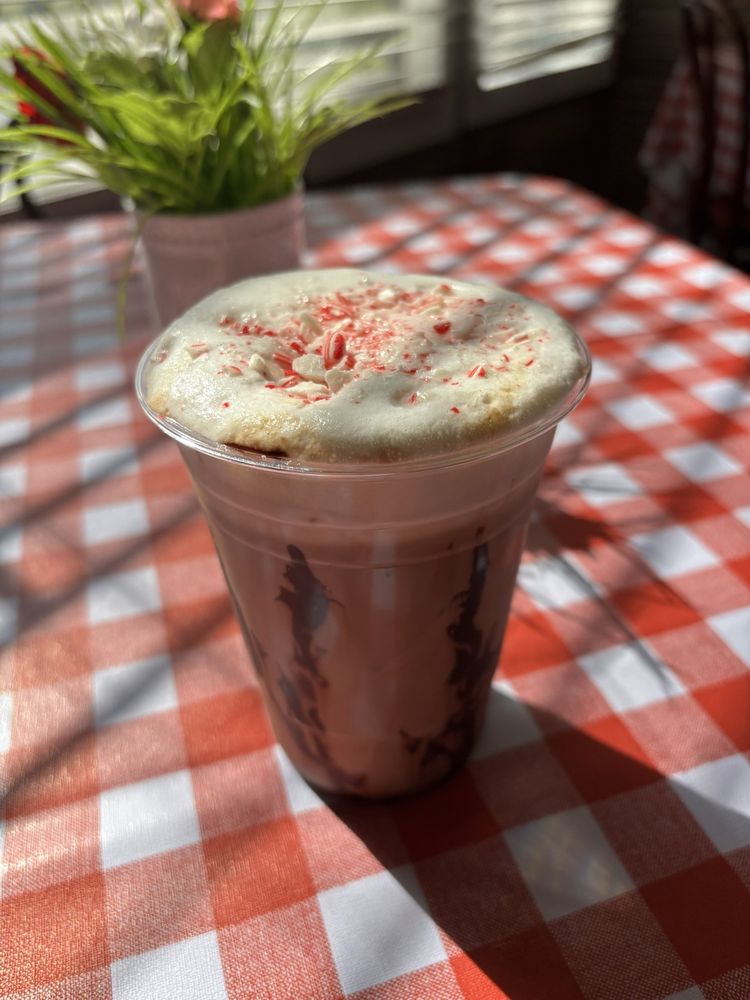Caloosa Cafe Image