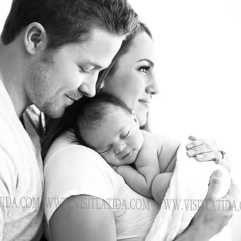 La Ti Da - NEWBORN PHOTOS WITH PARENTS - Session Photography Near Me
