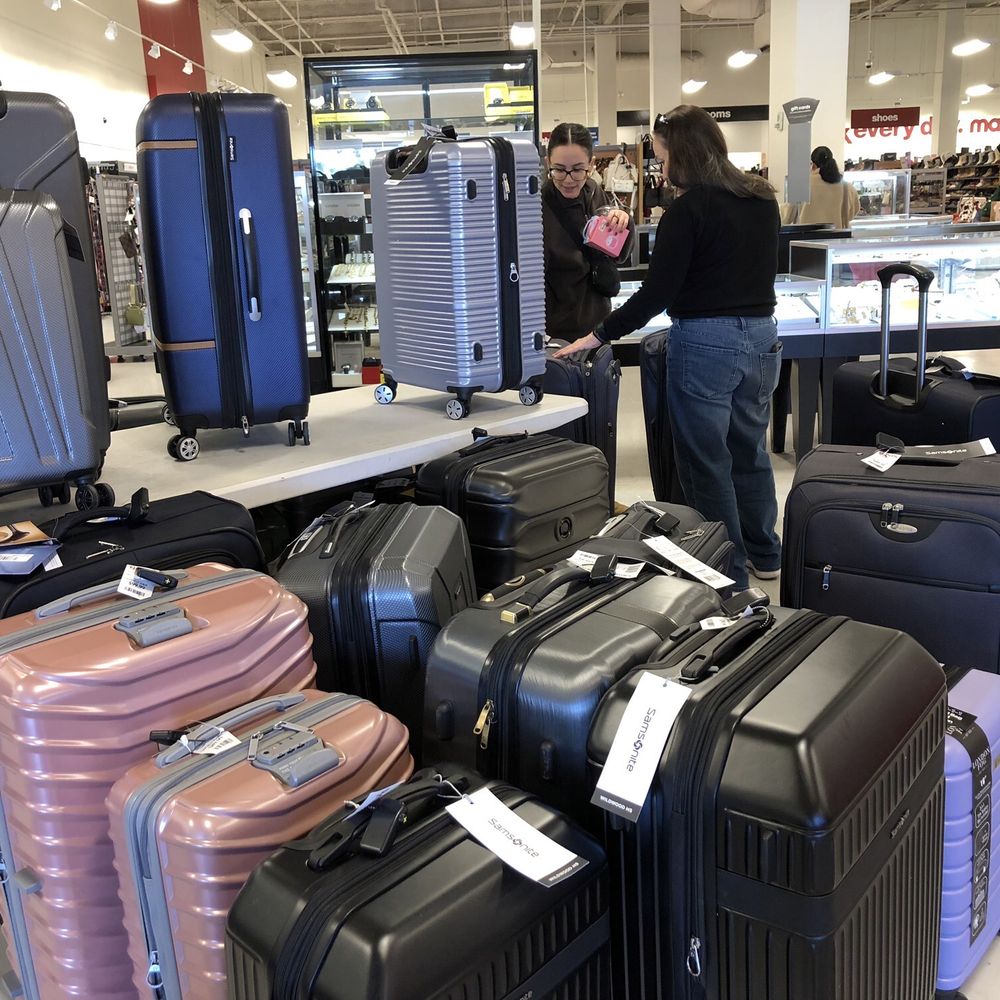Luggage shopping JAN2025