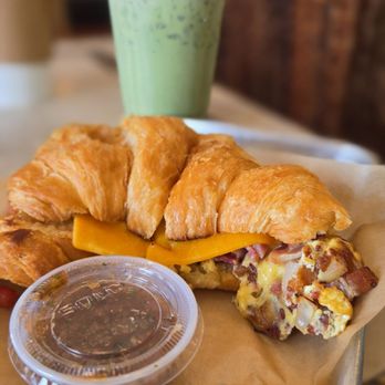 The Copper - Cafes Near Me - Ventura, California The Copper - Cafes Near Me - Ventura, California