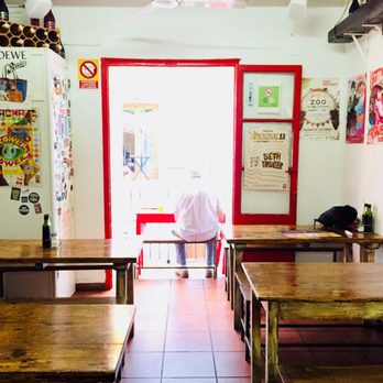Los Pasajeros - Tiny balcony - Spanish Near Me - Ibiza, PM