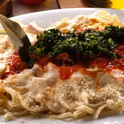 Da Noi - Un clásico: spaguetti con boloñesa.