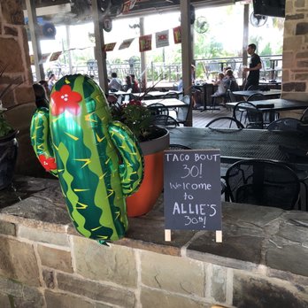 El Arroyo - Mexican Near Me - Arlington, Texas