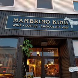 Darling cozy spot in East Aurora...fantastic cafe latte Darling cozy spot in East Aurora...fantastic cafe latte