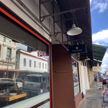 Rangoon Burmese Kitchen - Entrance - Burmese Near Me - Honolulu, Hawaii