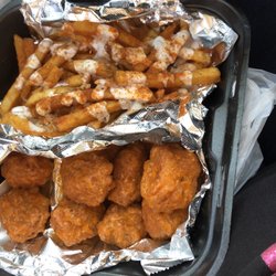 Da Grub Spot - Buffalo Ranch Boneless Wings with Cajun Ranch Fries