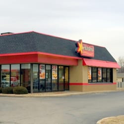 Hardee's - Restaurant Exterior