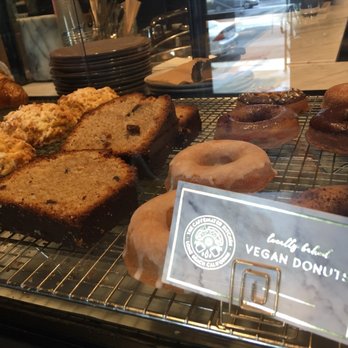 Common Room Roasters - Delicious pasties...oh...and vegan donuts:P - Coffee Roasteries Near Me - Long Beach, California