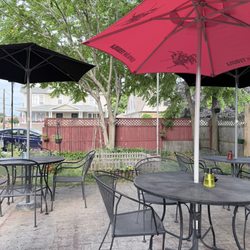 KC's Kitchen & Cocktails