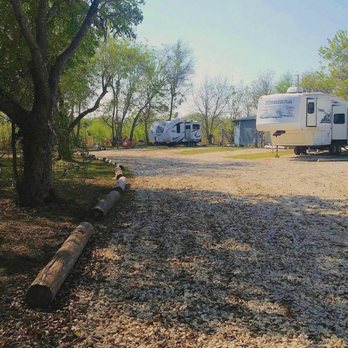 Yanawana Camp - RV campsites - RV Parks Near Me - San Antonio, Texas