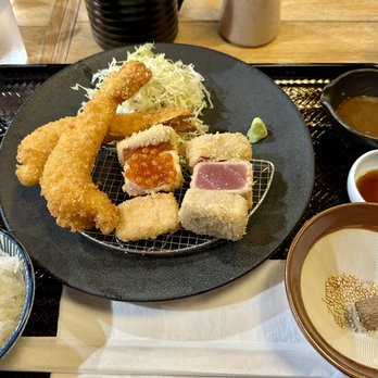 Kyoto Gyukatsu Katsuda - Assorted seafood katsu set - Japanese Near Me - Honolulu, Hawaii