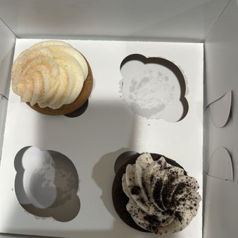 Icing On The Cupcake - September 2025 cupcake - Cupcakes Near Me - Sacramento, California