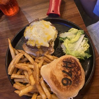 Horizon 76 - Cheeseburger - New American Near Me - Keller, Texas