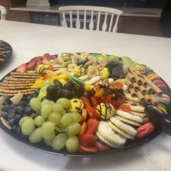 Wolfie's Catering - Sweet Charcuterie Board